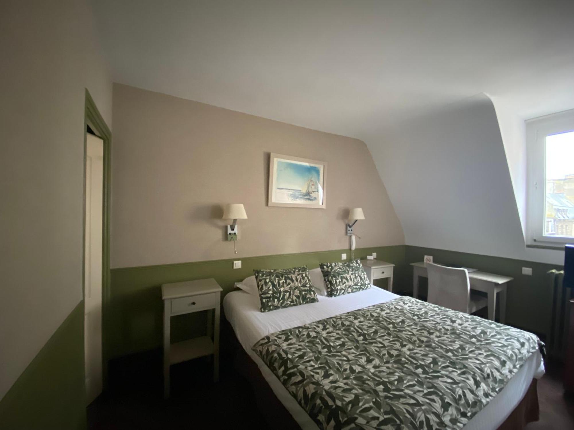 Ajoncs D'or Hotel